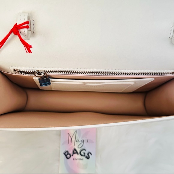 Alexander McQueen: Four-Ring Clutch Crossbody Bag - Picture 10 of 16